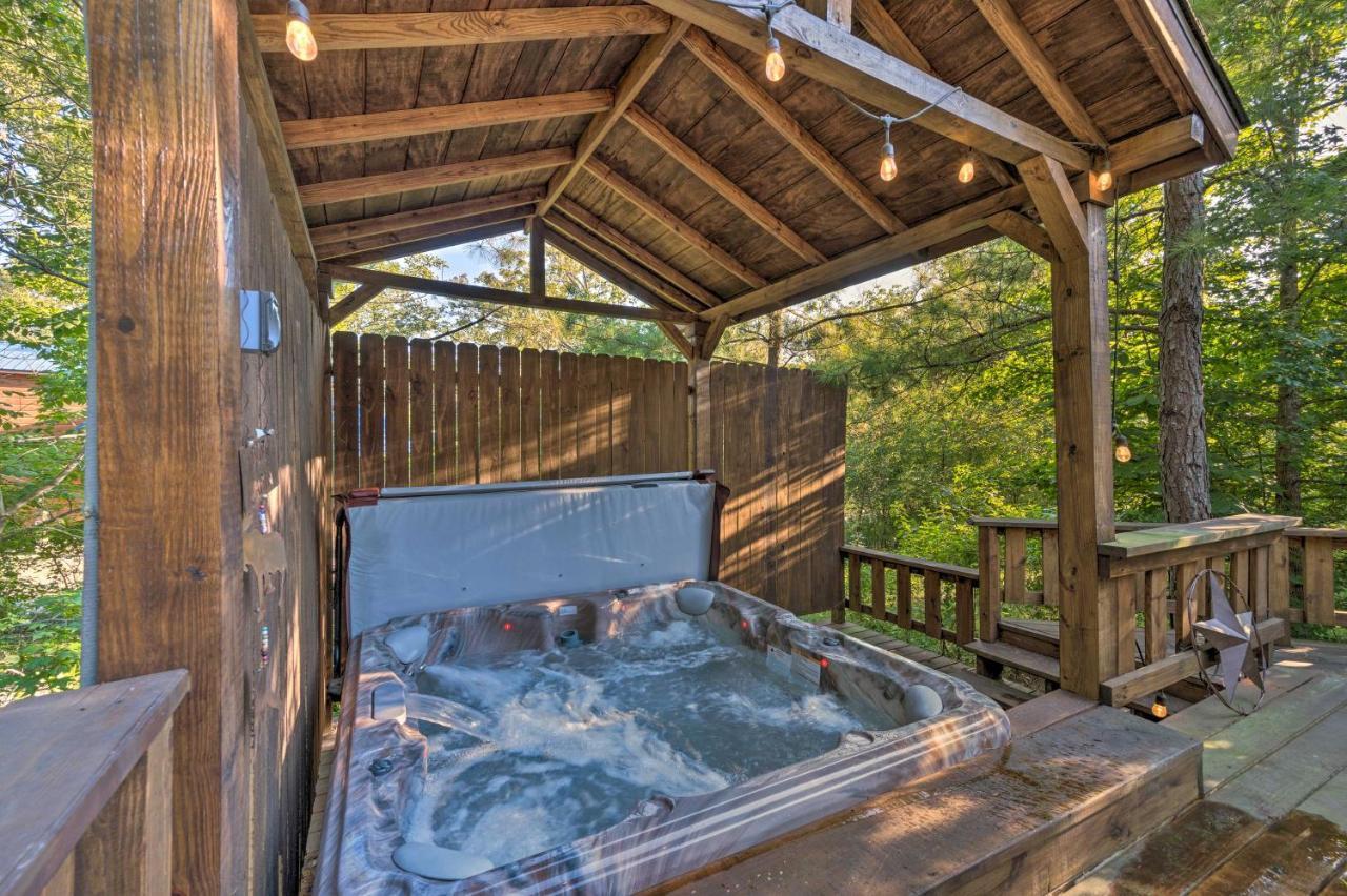 Broken Bow Retreat On 2 Acres With Hot Tub And Deck!ヴィラ エクステリア 写真